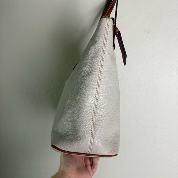 Dooney & Bourke Wren Zip Tote - Picture 6 of 16